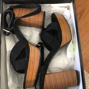 Lulus Shae platform heels - never worn!